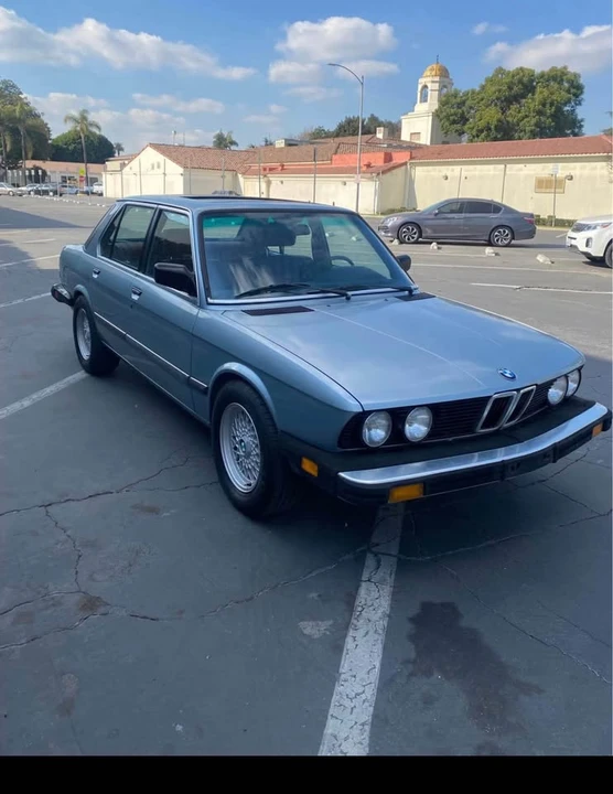 1982 BMW E28 5 Series - Image 4 of 5