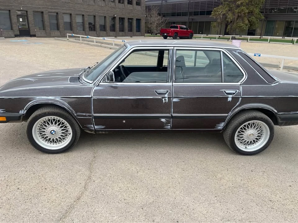 1982 BMW E28 5 Series - Image 2 of 9