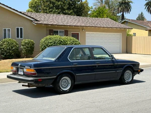 1982 BMW E28 5 Series - Image 2 of 11
