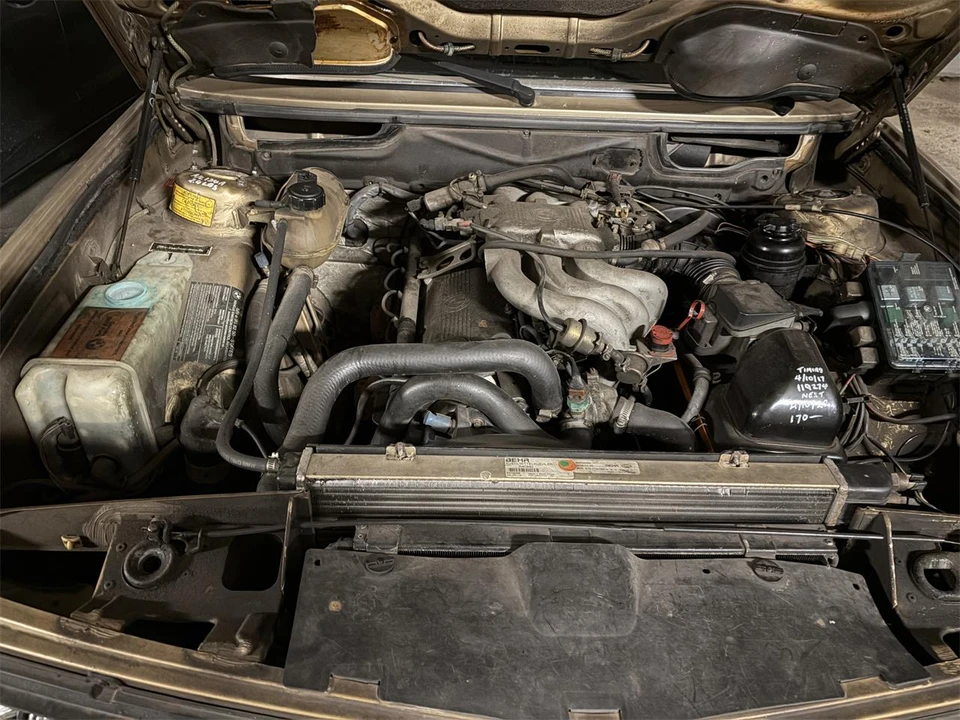 1982 BMW E28 5 Series - Image 16 of 16