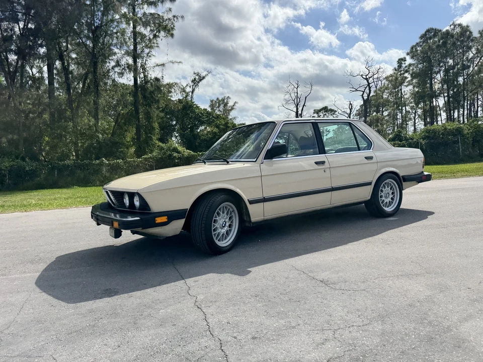 1982 BMW E28 5 Series - Image 3 of 31