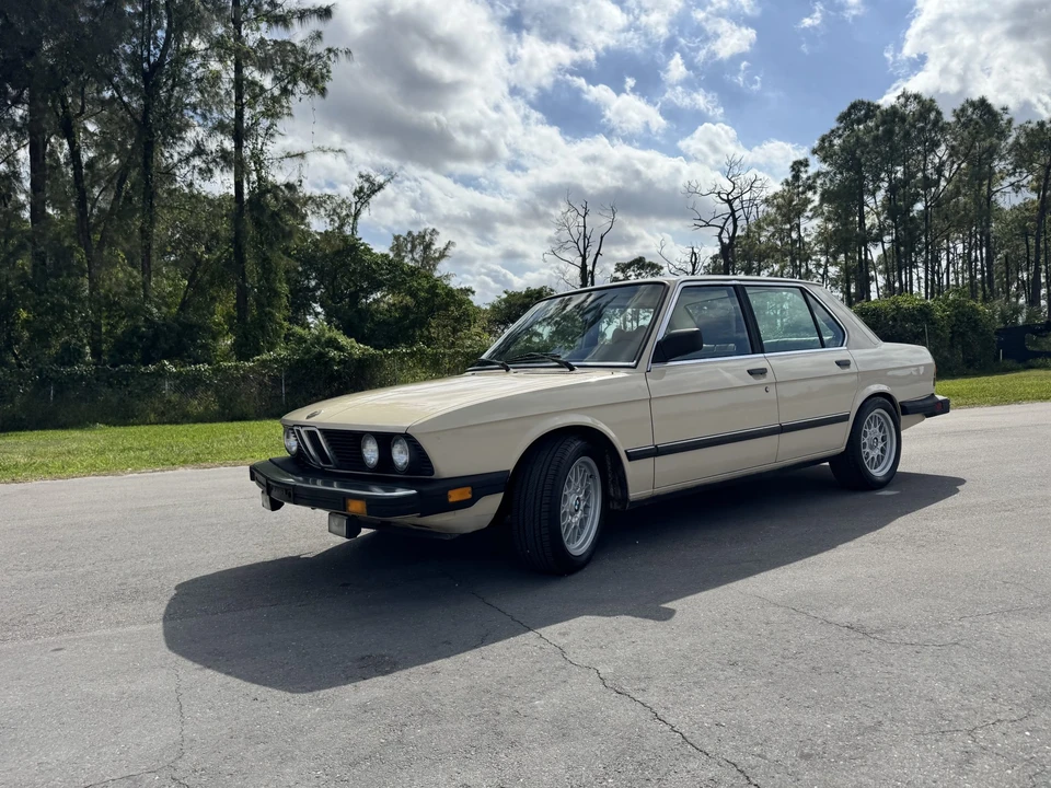1982 BMW E28 5 Series - Image 4 of 31