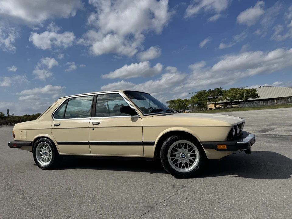 1982 BMW E28 5 Series - Image 13 of 31