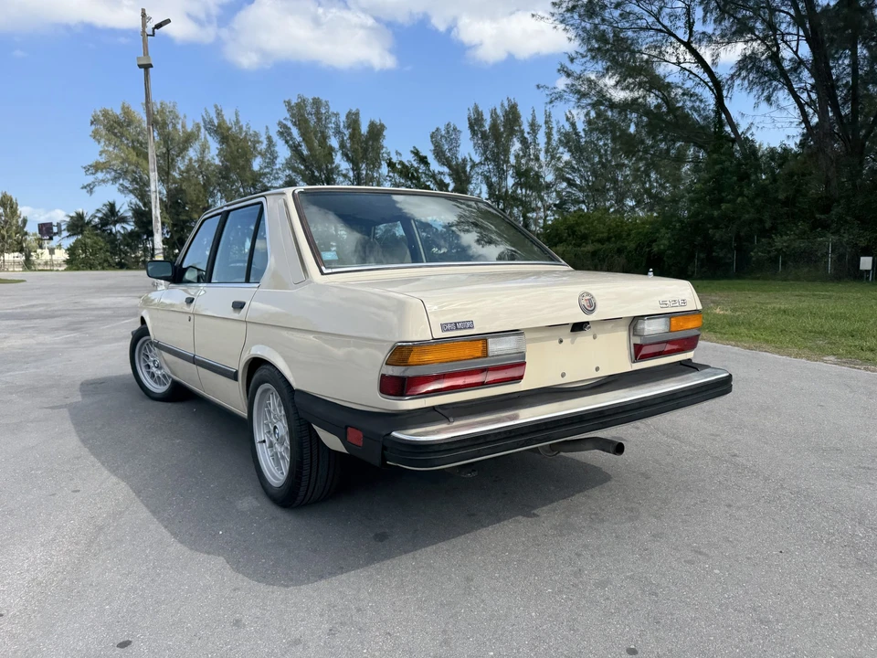 1982 BMW E28 5 Series - Image 30 of 31
