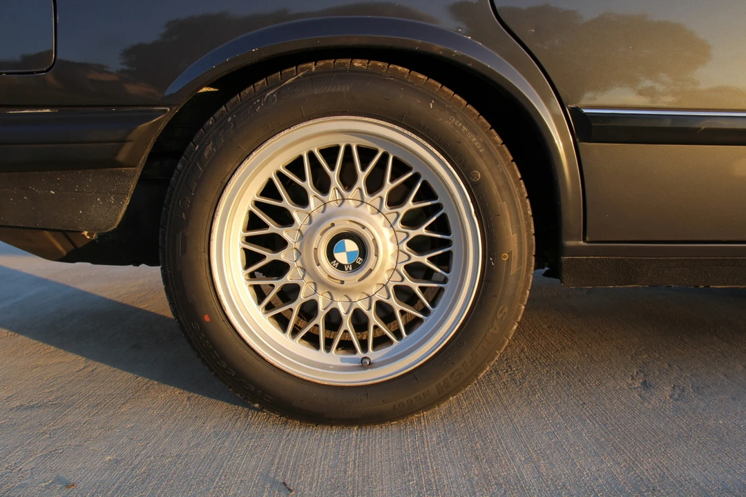 1982 BMW E28 5 Series - Image 25 of 31