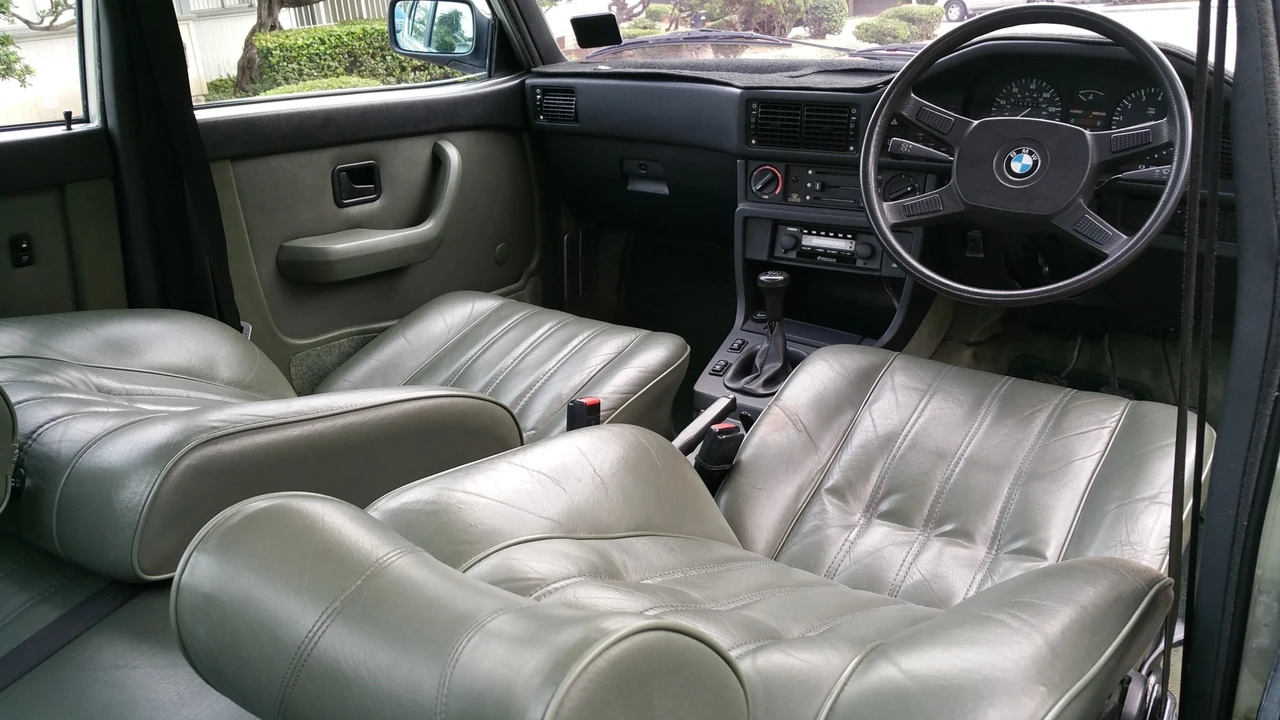 1982 BMW E28 5 Series - Image 30 of 31