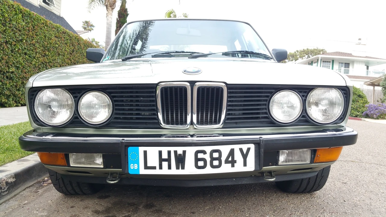 1982 BMW E28 5 Series - Image 10 of 31