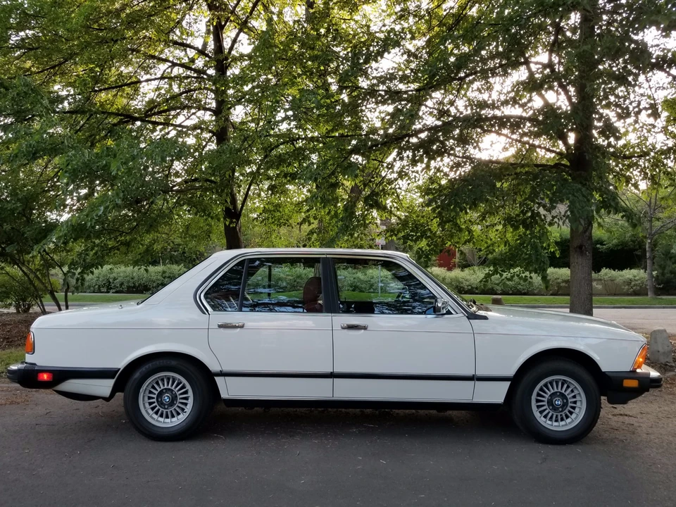 1982 BMW E23 7 Series - Image 13 of 31