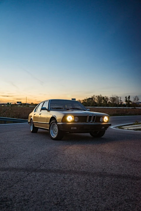 1982 BMW E23 7 Series - Image 10 of 30