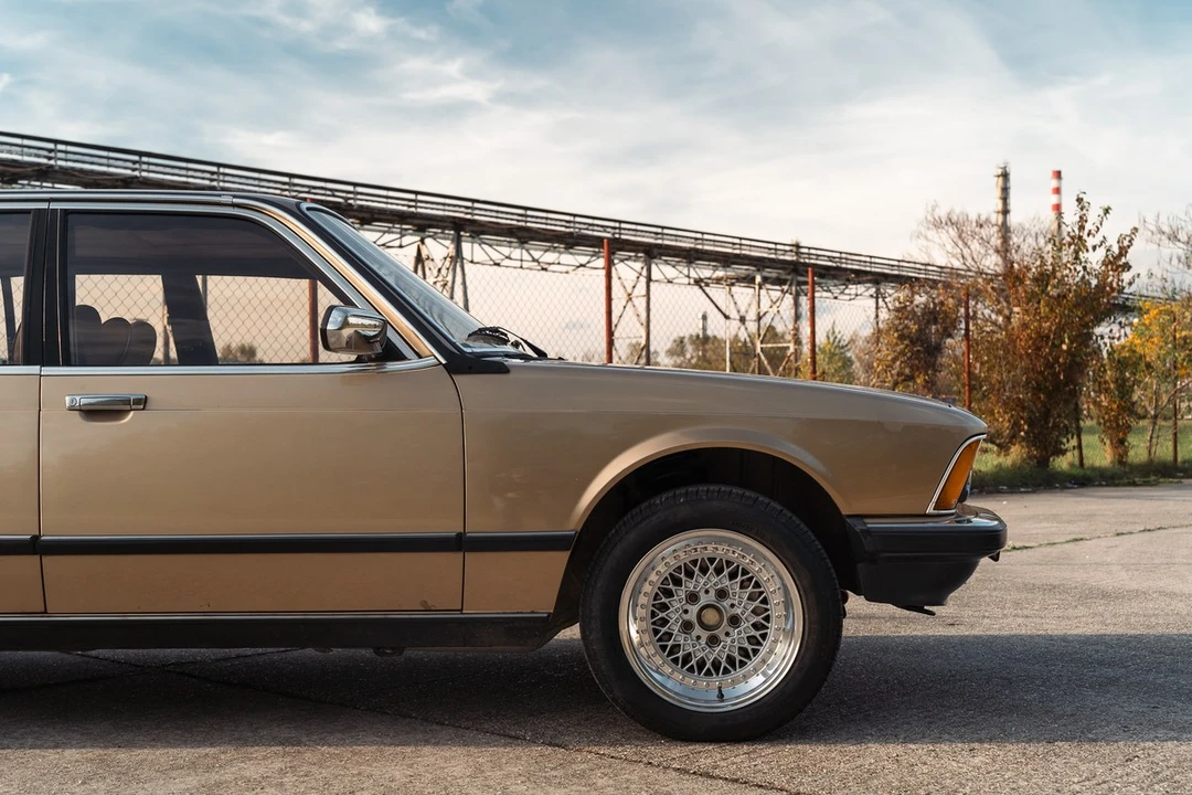 1982 BMW E23 7 Series - Image 19 of 30