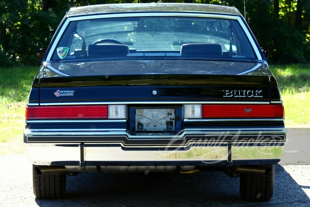 1982 Buick Grand National - Image 15 of 23
