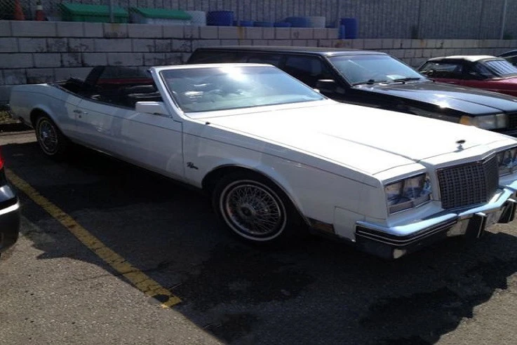 1982 Buick Riviera 4th-7th Gen - Image 2 of 5