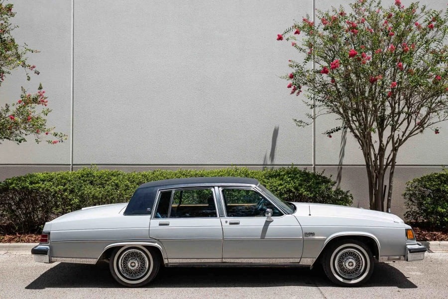 1982 Buick Electra - Image 2 of 12