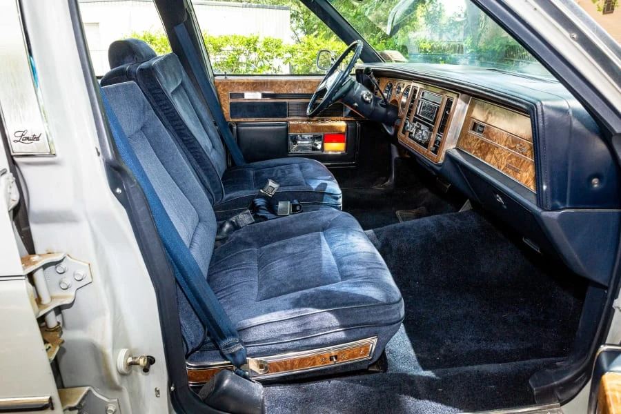 1982 Buick Electra - Image 5 of 12