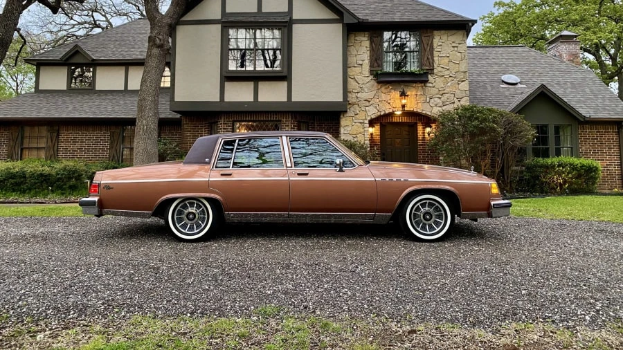 1982 Buick Electra - Image 2 of 10