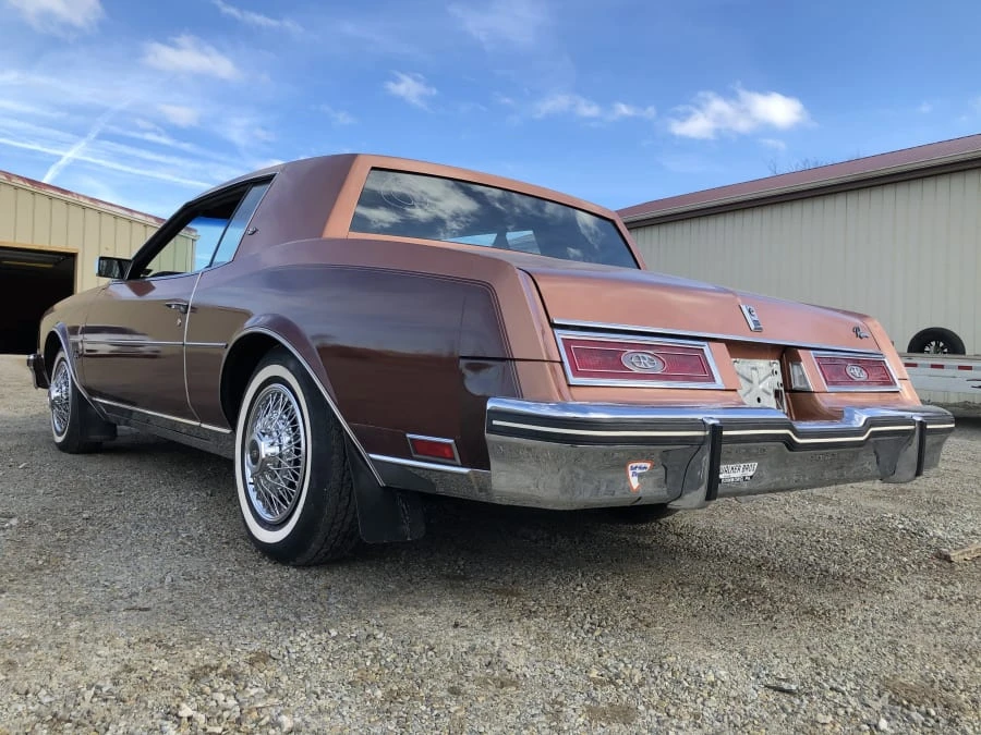 1982 Buick Riviera 4th-7th Gen - Image 3 of 12