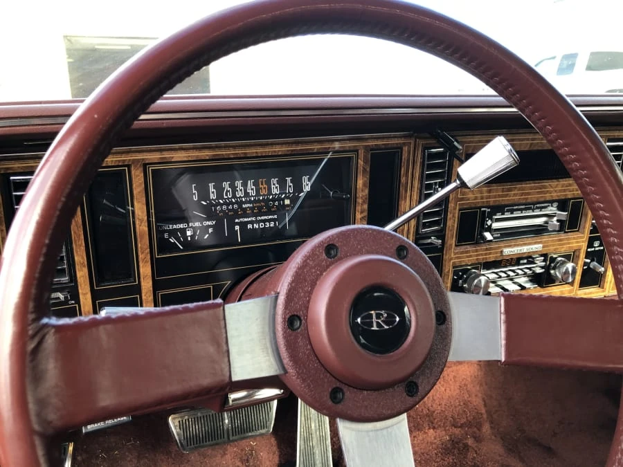 1982 Buick Riviera 4th-7th Gen - Image 6 of 12
