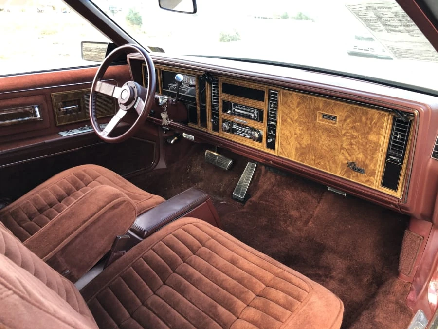 1982 Buick Riviera 4th-7th Gen - Image 4 of 12