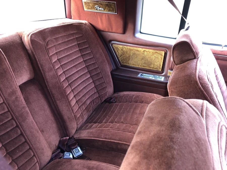 1982 Buick Riviera 4th-7th Gen - Image 8 of 12