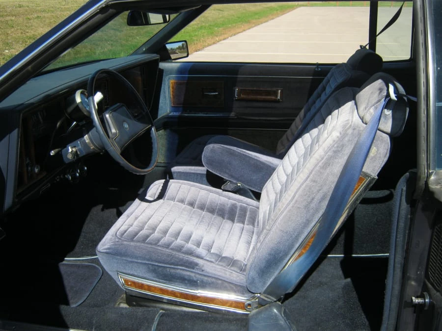 1982 Buick Riviera 4th-7th Gen - Image 3 of 6