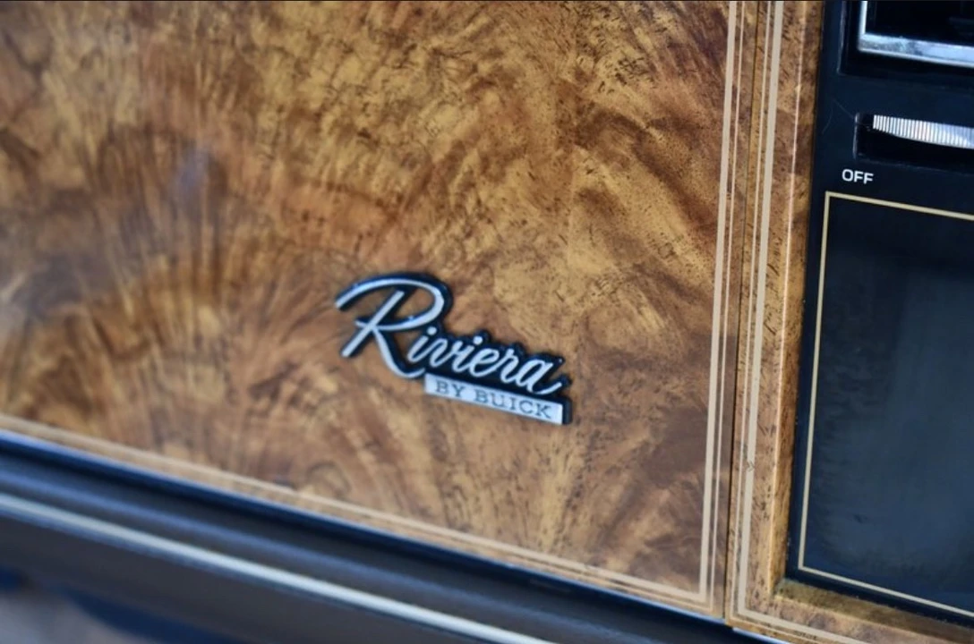 1982 Buick Riviera 4th-7th Gen - Image 16 of 16