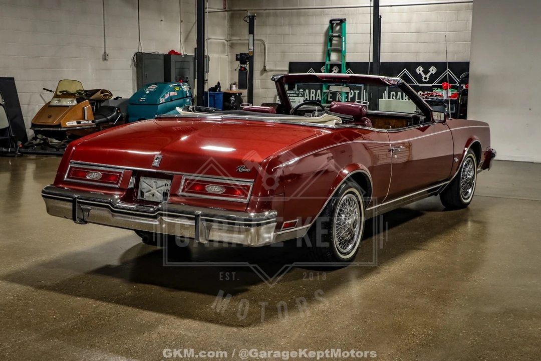 1982 Buick Riviera 4th-7th Gen - Image 10 of 31