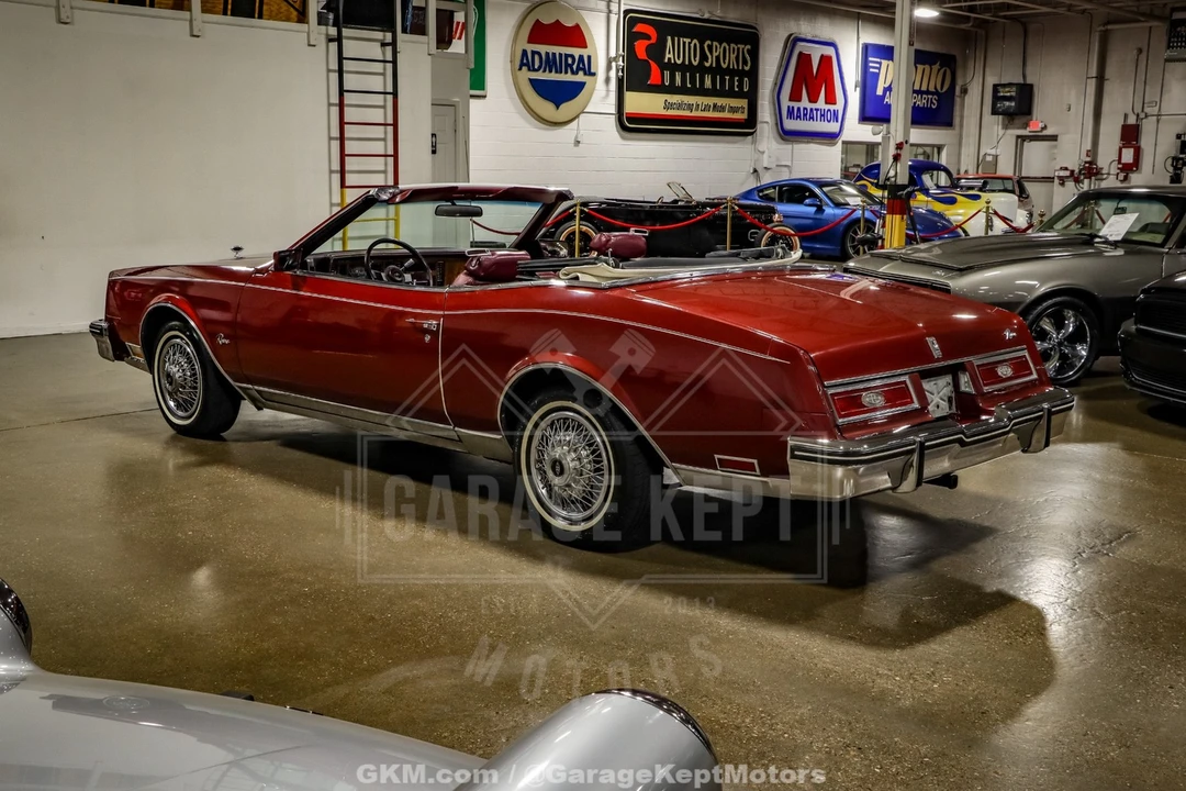 1982 Buick Riviera 4th-7th Gen - Image 8 of 31