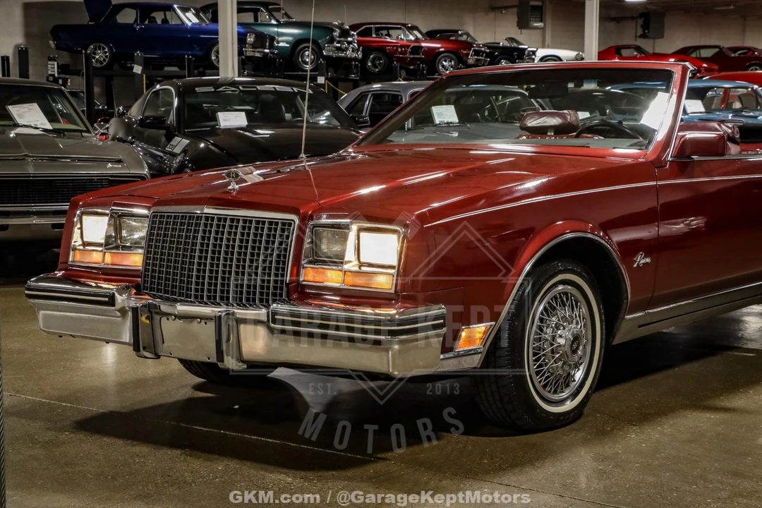 1982 Buick Riviera 4th-7th Gen - Image 23 of 31