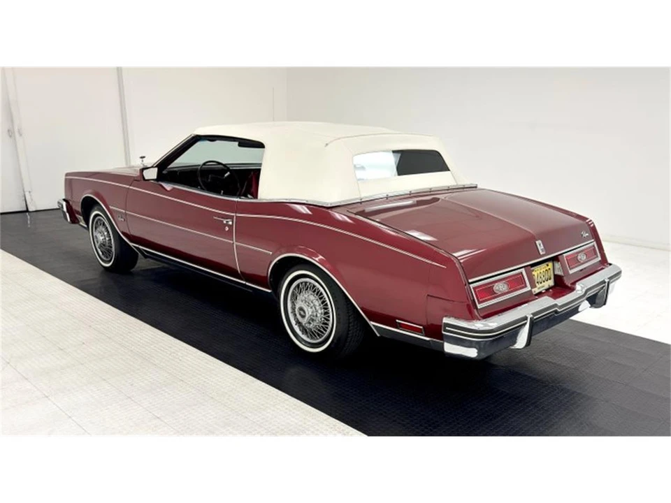 1982 Buick Riviera 4th-7th Gen - Image 5 of 31
