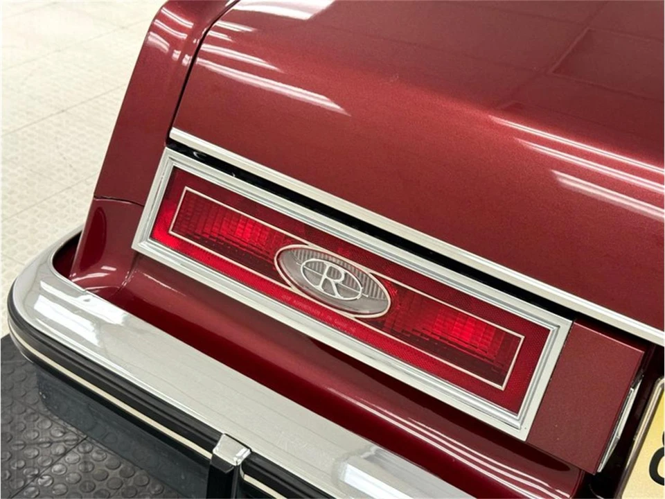 1982 Buick Riviera 4th-7th Gen - Image 21 of 31