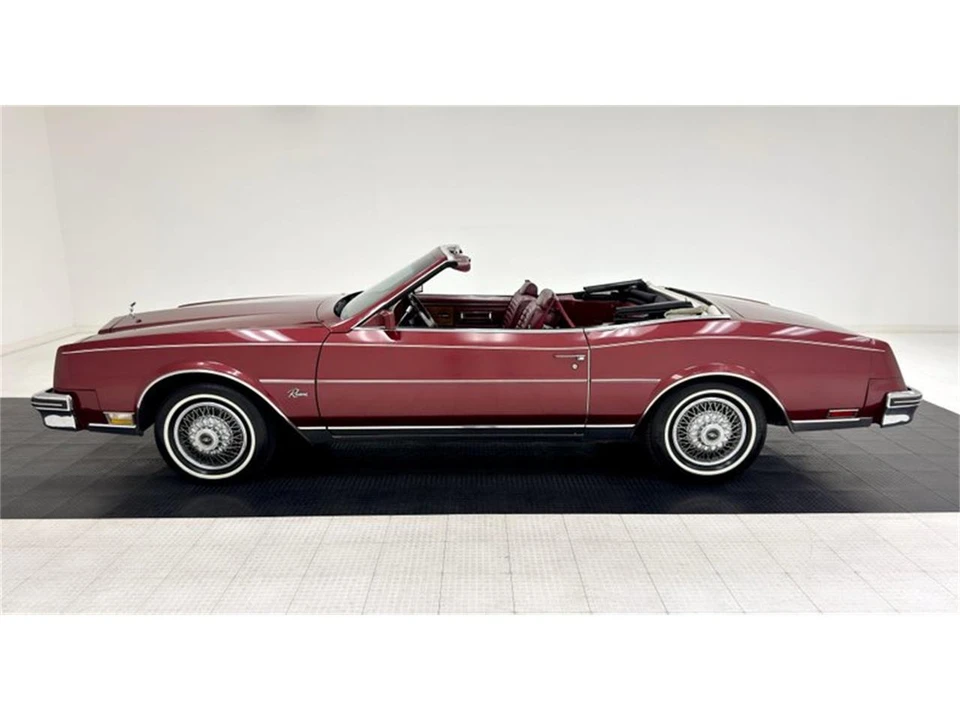 1982 Buick Riviera 4th-7th Gen - Image 4 of 31