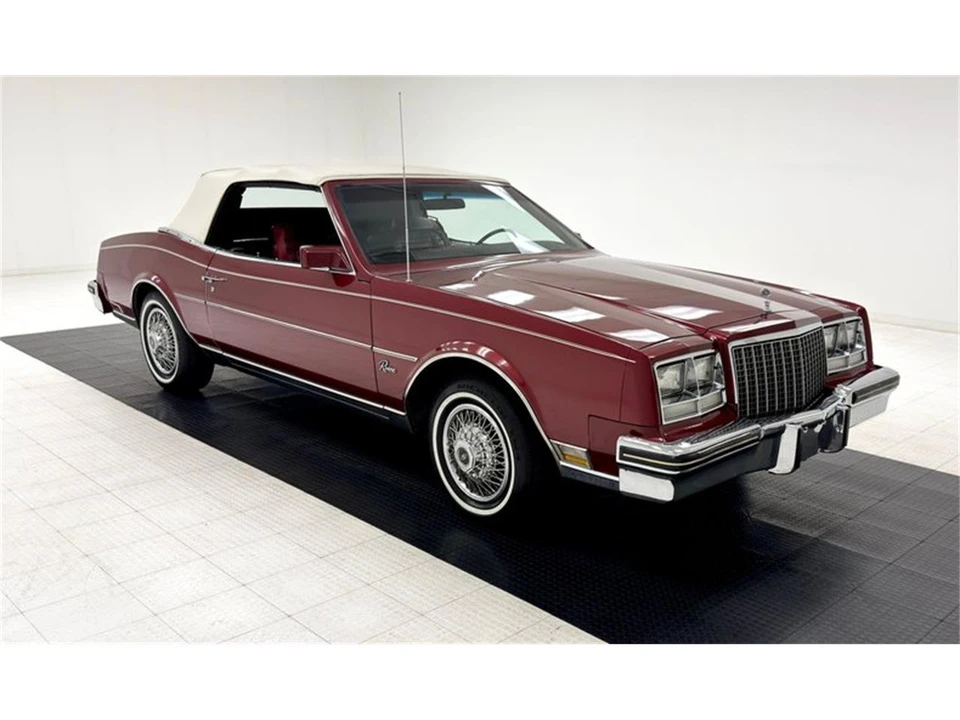 1982 Buick Riviera 4th-7th Gen - Image 10 of 31