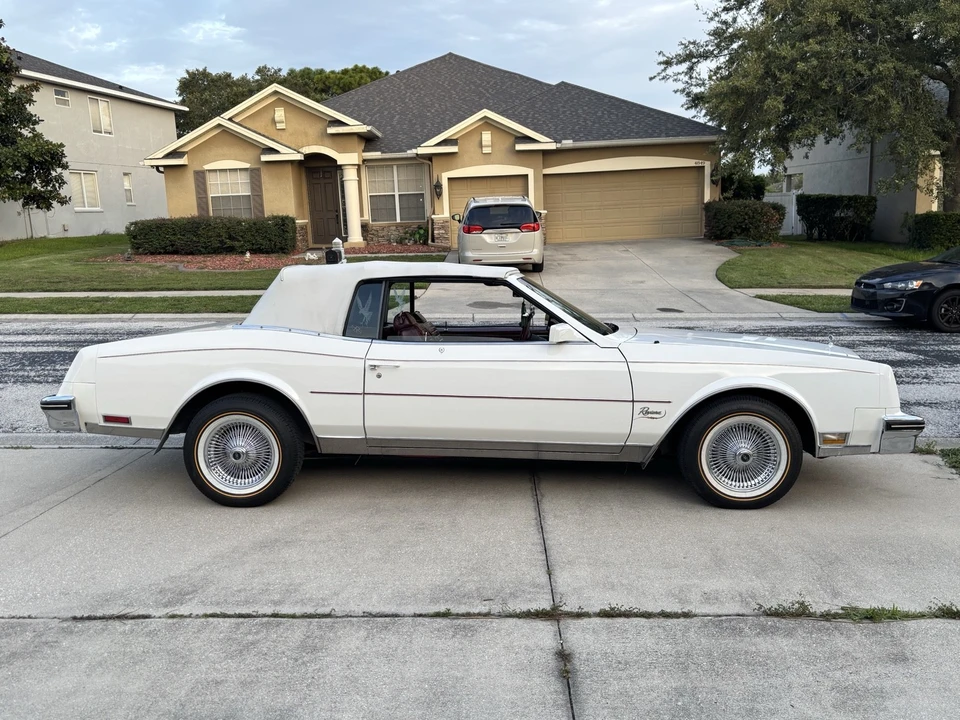 1982 Buick Riviera 4th-7th Gen - Image 12 of 26