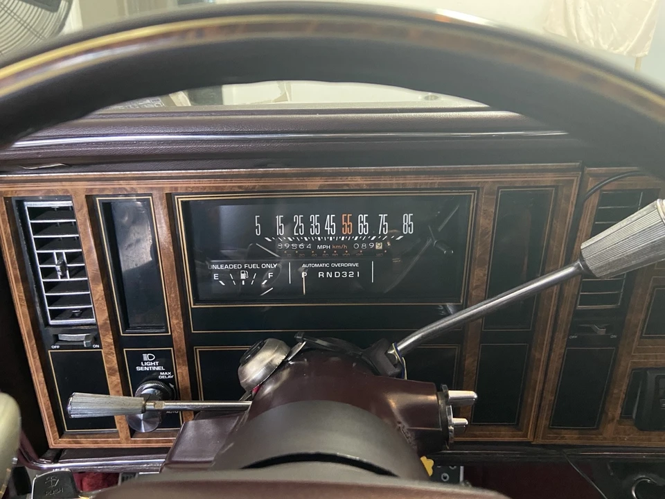 1982 Buick Riviera 4th-7th Gen - Image 25 of 26
