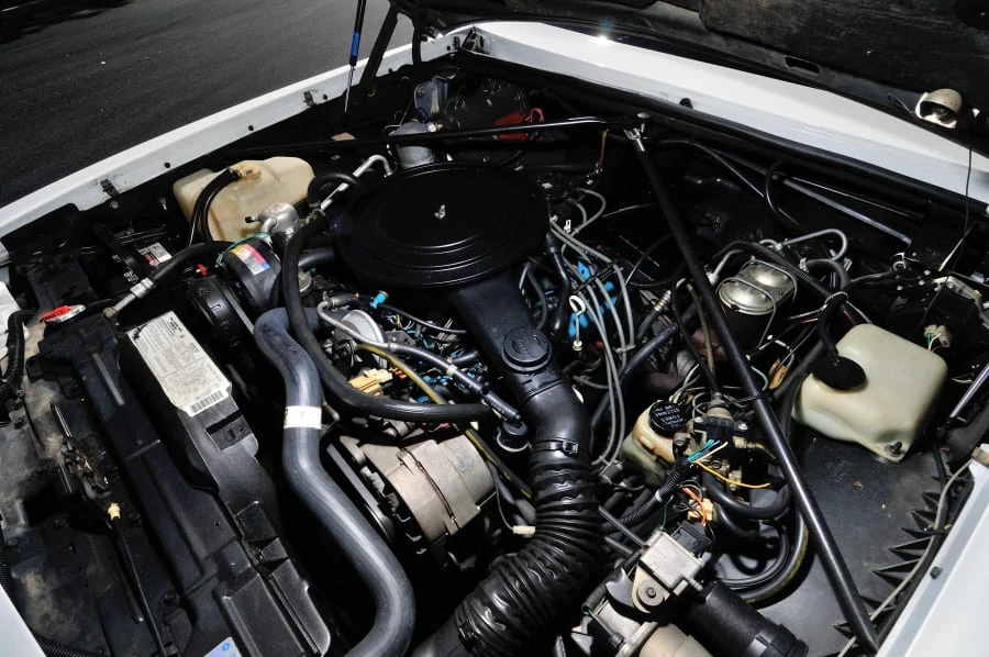 1982 Buick Riviera 4th-7th Gen - Image 6 of 12