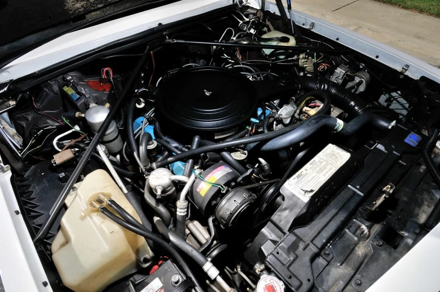 1982 Buick Riviera 4th-7th Gen - Image 7 of 12