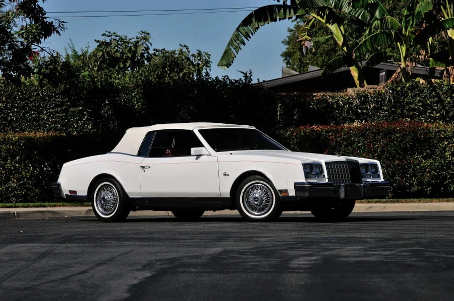 1982 Buick Riviera 4th-7th Gen - Image 12 of 12