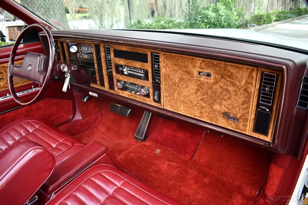 1982 Buick Riviera 4th-7th Gen - Image 20 of 21