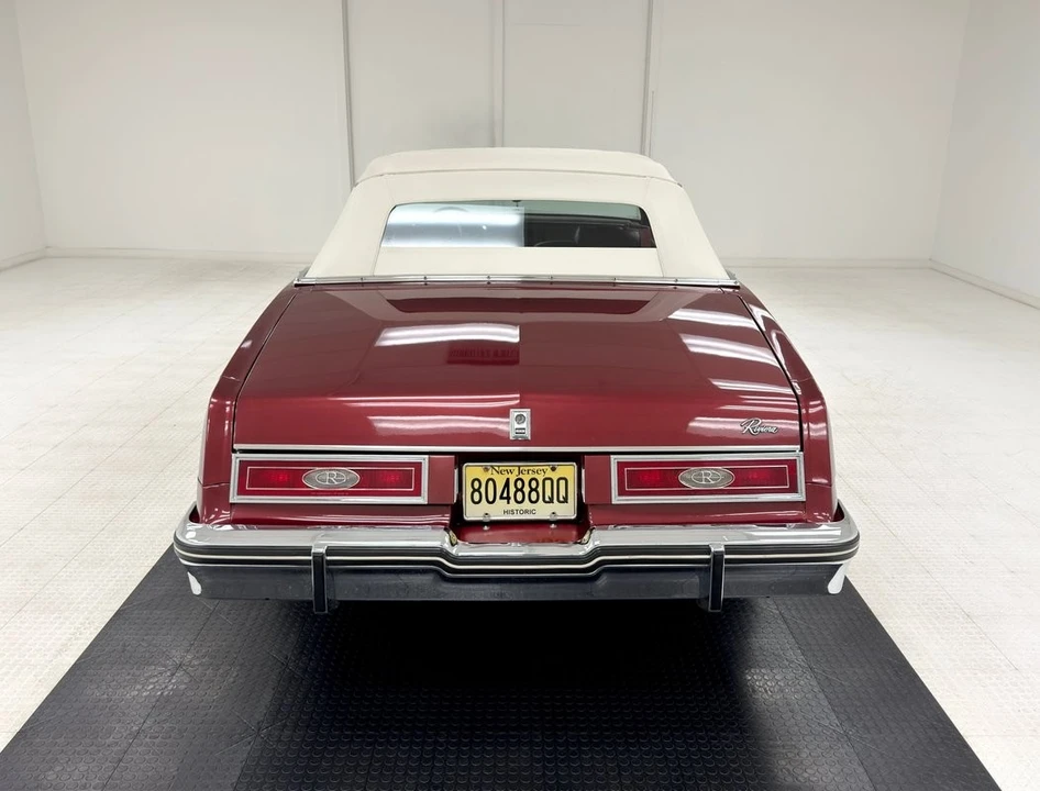 1982 Buick Riviera 4th-7th Gen - Image 7 of 31