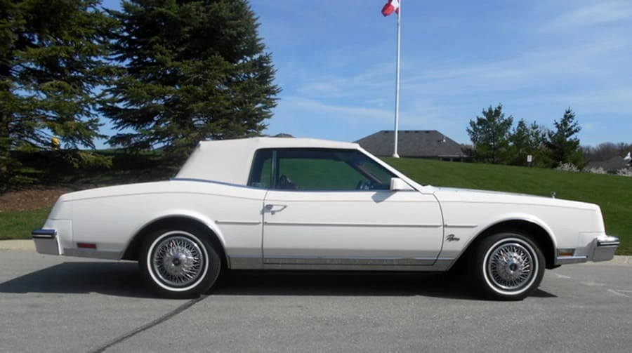 1982 Buick Riviera 4th-7th Gen - Image 3 of 12