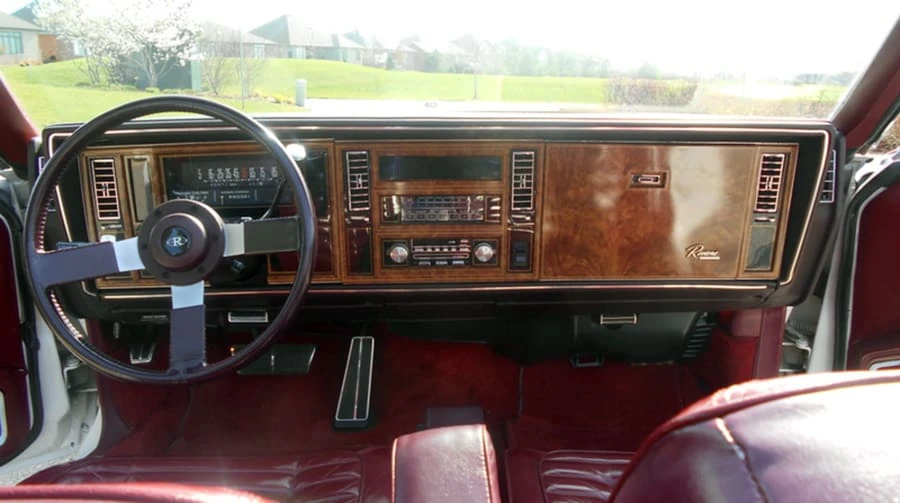 1982 Buick Riviera 4th-7th Gen - Image 5 of 12