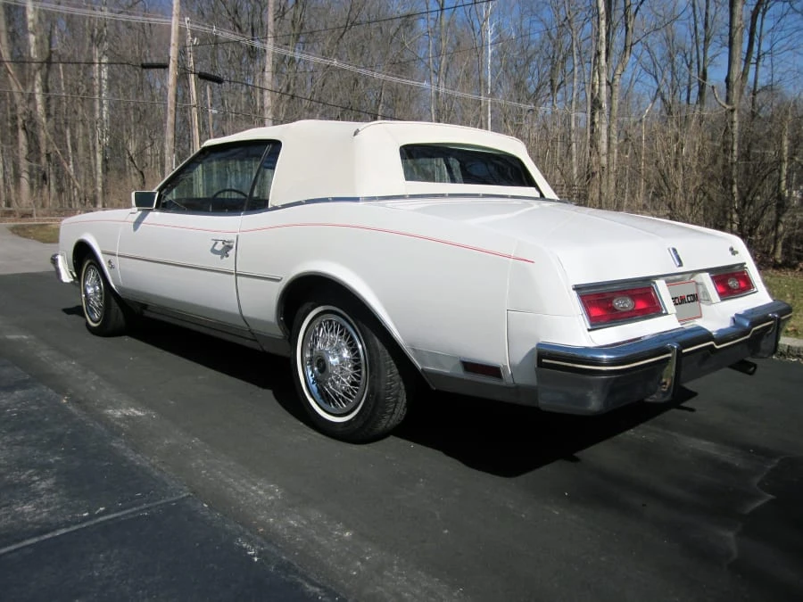 1982 Buick Riviera 4th-7th Gen - Image 7 of 8