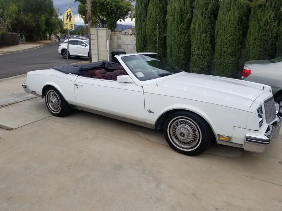 1982 Buick Riviera 4th-7th Gen - Image 2 of 6