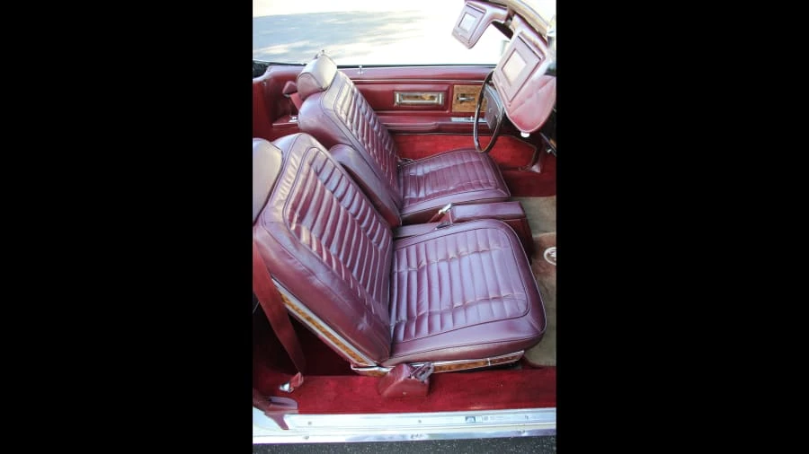 1982 Buick Riviera 4th-7th Gen - Image 3 of 4