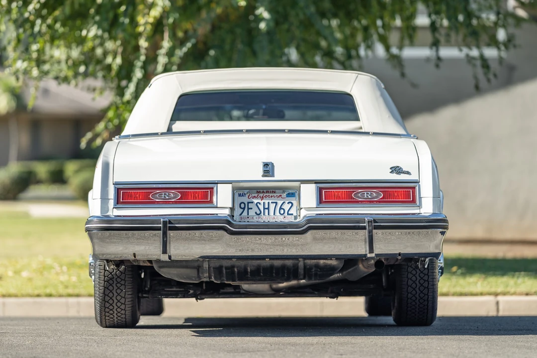 1982 Buick Riviera 4th-7th Gen - Image 15 of 31