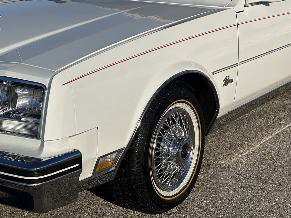 1982 Buick Riviera 4th-7th Gen - Image 29 of 31