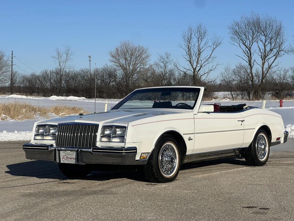 1982 Buick Riviera 4th-7th Gen - Image 17 of 31