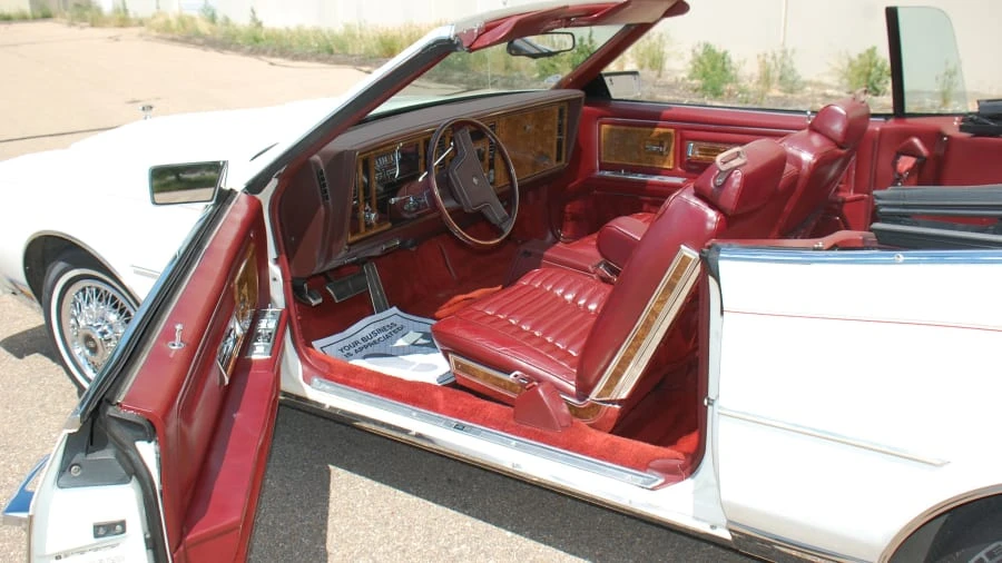 1982 Buick Riviera 4th-7th Gen - Image 6 of 12