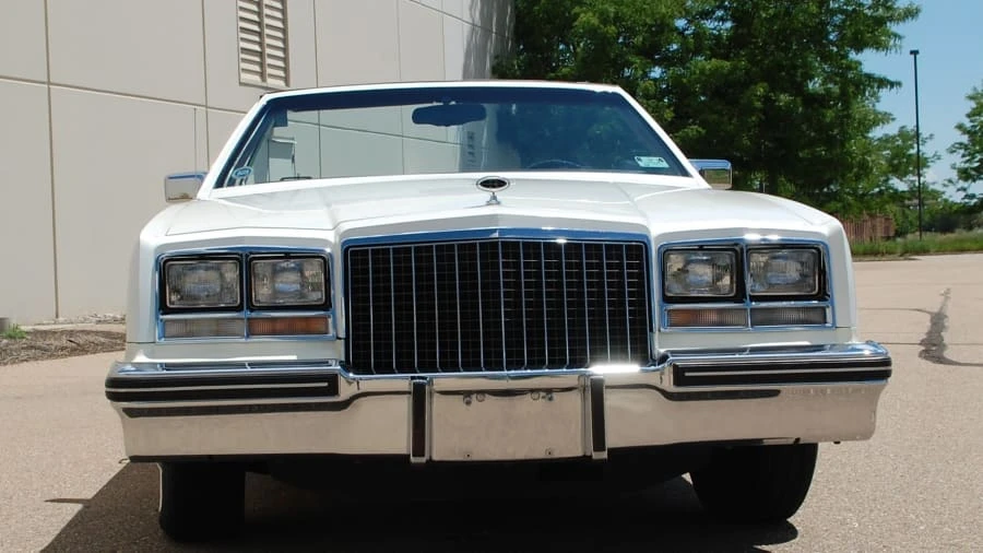 1982 Buick Riviera 4th-7th Gen - Image 12 of 12