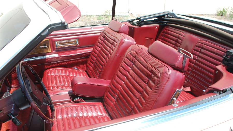 1982 Buick Riviera 4th-7th Gen - Image 7 of 12